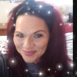 Meet your Posher, Carolyn